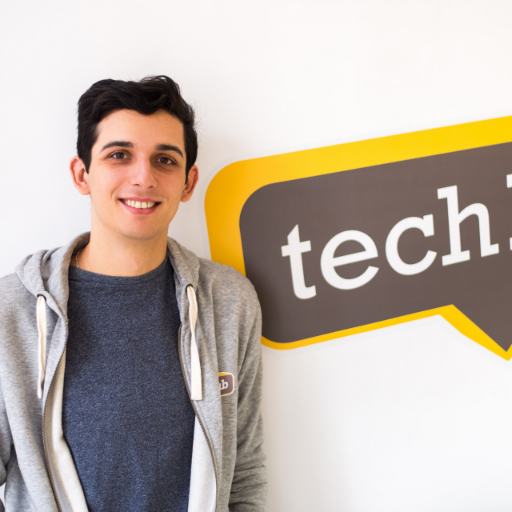 LCadariu's profile picture. Community Builder at @TechHubBuc , Program Manager at @Stepfwdtoday