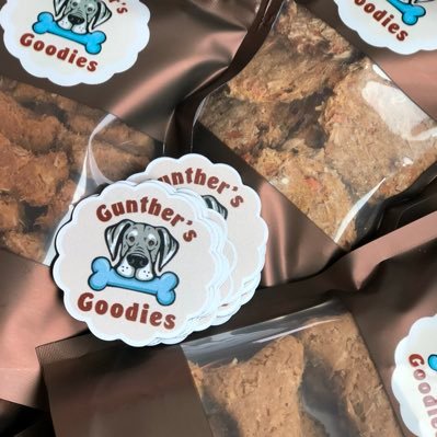 Gourmet dog treats made with spent beer grains, peanut butter, flour and egg. https://t.co/rDzeQFyBX3