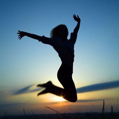 yvonnewong28's profile picture. A lazy perfectionist.