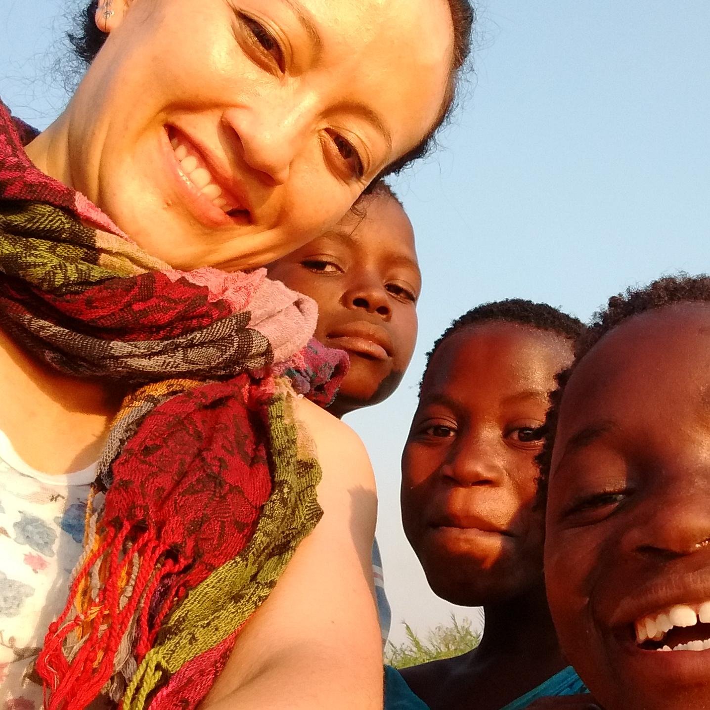 Colombiana! 🇨🇴. Evolutionary biologist #STEM In love with Neotropical #ants and African #freshwatermolluscs.
Clinical Research professional @ULBruxelles