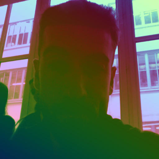 Freelance Web Front & UX // Design & Tech from ENSCI & UTC // Moutain - Music - Tech digger