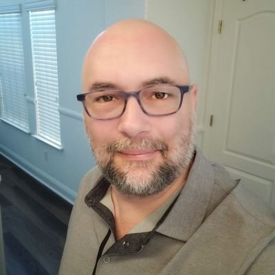 azoeart's profile picture. 👨🏻‍🏫 Awesome #SPED teacher in the making. #UDL fan boy.  ⛺️ Avid #ultralight backpacker. Total #gramweenie. 🏃🏻‍♂️Training for an #ultramarathon someday. ☕