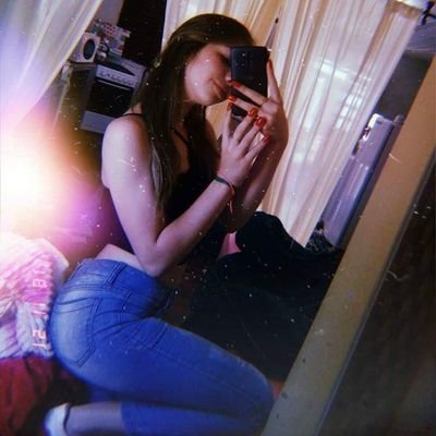 evilyn_dos's profile picture. comeq