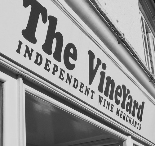 Probably the best wine merchant in Surrey. Great wines at excellent prices. We also service a large number of local pubs & restaurants. Tweet us here!