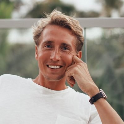 💡Dreamer and Creator👨🏼💻 Co-Founder of Intelligent Change (Creator of the Five Minute Journal)