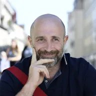 Journaliste à @ici_bourgogne (ex-France Bleu), formé à Toulouse à l'@EJT. Mes tweets sont extrêmement engageants 🤗