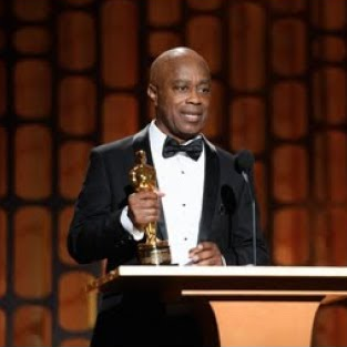 Legacy acct. Honorary Oscar® recipient/film legend-Charles Burnett (b/g: presenter @ava|credits: ©A.M.P.A.S.®) DM re: Media/Fests | https://t.co/6qnEqMXegx