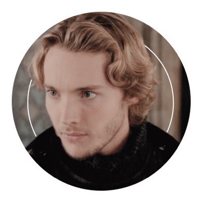 ⠀ ⠀ ⠀ ⠀ ⤷ ♔ ;⠀❛ 𝓓ᴏ ᴛʜᴇ sᴛᴀʀs ᴡᴇᴇᴘ ғᴏʀ ʏᴏᴜ? ❜