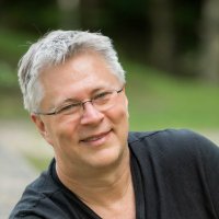 John White (@diverdown1964) 's Twitter Profile