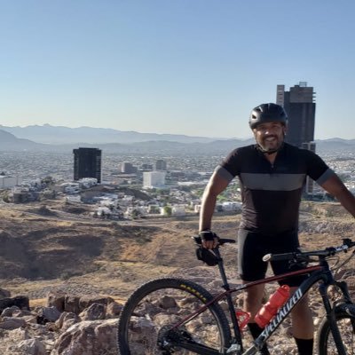 Pacobaeza's profile picture. Run to live, live to run