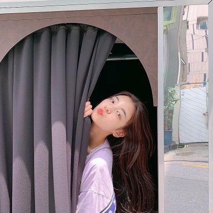 〔 𝟐𝟎𝟎𝟎 roleplayer 〕ITZY's main vocalist Choi Jisu known as Lia.