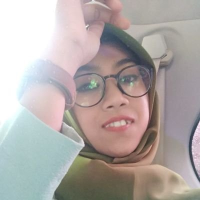 hamba Allah yang ingin selalu dirindukan NYA dan merindukan NYA ....salam kenal @anniauliya :)