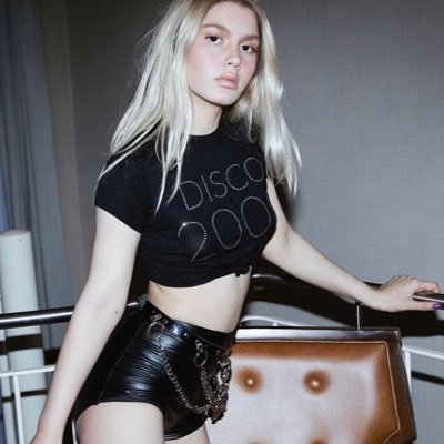 Kubra34410610's profile picture. hayat herşey güven ve mutluluktur 😊💕