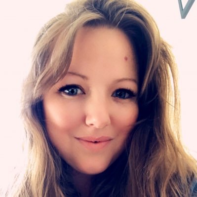 Vix_Overington's profile picture. 