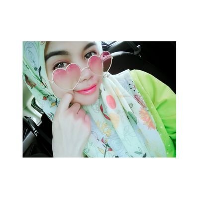 MeyyNuyy's profile picture. Love your self first 💕🌸