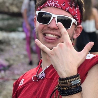 n_influencee's profile picture. armchair polymath