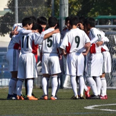 四中工サッカー部です いんちゅうです これがちゃんとしたアカウントやから、 これフォローして!笑全国優勝したい!