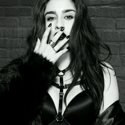 Fan account.
🌈
- Cadelinha da Lauren Jauregui e da Katie E. McGrath