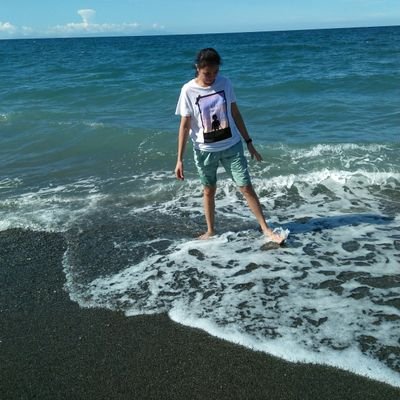 gellie_timbas's profile picture. Silence is golden.
Introvert. Dreamer. Optimistic.
Art is life.
Love environment.
Kind.
🌻🌈