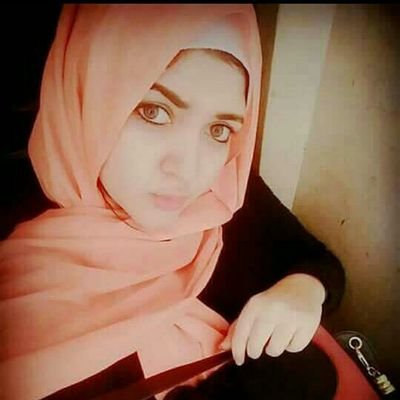 ‏ست البنات ❤👑
faulty of law 👮
queen of April 👑😎
adhm nabolesy love music 🎶 🎧🎼
love kerp, bottetos😋😋