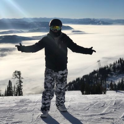 SZakMann's profile picture. YM