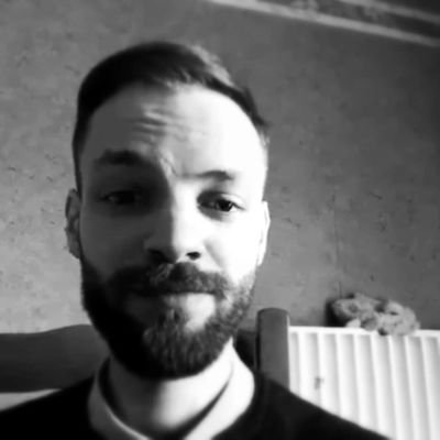 🦚 Professeur de Lettres
🦁 Lyon
🌷 Rédacteur
🤴 Enseignement des cultures générales
🍾 Écrivain quand j'ai le temps
🌠 Engagé pour Lyon en Commun