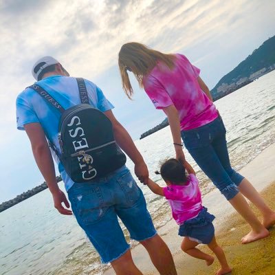 MJfam_5953's profile picture. 【2016.5.9👫♡】【2018.3.18💍♡】Papa(20) Mama(20) Jukia(1)