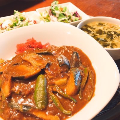 岡谷でカレーの飲める🤣居酒屋やってます。