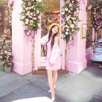 🌼 Fashion - Travel - Lifestyle Blogger 🌸🌷
Owner of @jojoandandy & @belsizebakery & @sakurahomeware & @lovejojoshop