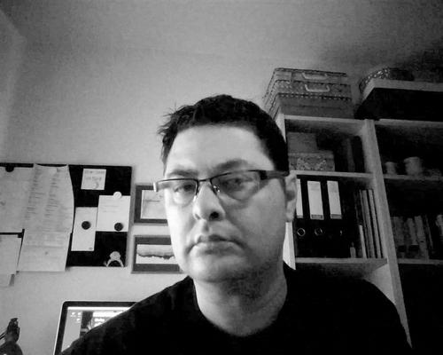 Curiós, molt curiós i intentant ser coherent en què fas i el que dius. Difícil, molt difícil.