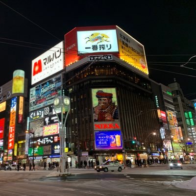 東京、札幌、神戸住み。スポーツ観戦(特に野球と競馬)とDisneyが大好きです。観戦に行った時は速報します。ぜひ来て下さい。2024年選抜高校野球に全試合観戦。春のG1は桜花賞、皐月賞、天皇賞(春)、オークス、日本ダービー、宝塚記念に現地観戦予定。無言フォローOKです。