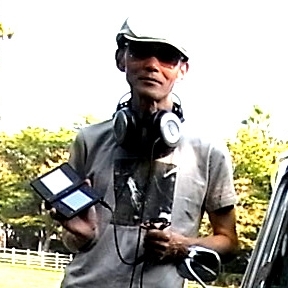 dsiloveyou's profile picture. テン年代のテクノポップ！ DS i Love Youの公式情報発信ツイッターです(スタッフ更新)/任天堂 KORG DS-10 PLUS のみで音楽制作をする実験プロジェクト。 スタッフ更新/ a.k.a:本間柑治 片柳譲陽 DR. WARLOCK 重要告知→https://t.co/MfqL813dxJ