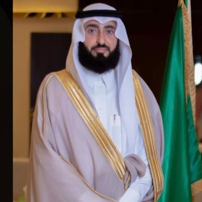 خريج جامعة الامام محمد بن سعودالاسلاميه كلية الشريعه اعظم الكلام سبحان الله والحمدلله وا لا إله إلا الله والله اكبر