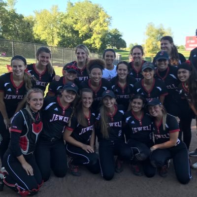 Official Twitter page of your William Jewell College softball team 🥎      Schedule: https://t.co/FeTvlDjDmc