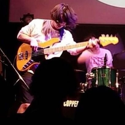 hinotakumaru's profile picture. 今日も生き恥晒してます。大分でバンドしたりベース弾いたり釣りしたり