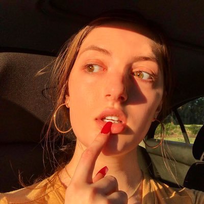 hailey_hlavac's profile picture. Do no harm but take no shit     IG: hailey_hlavac