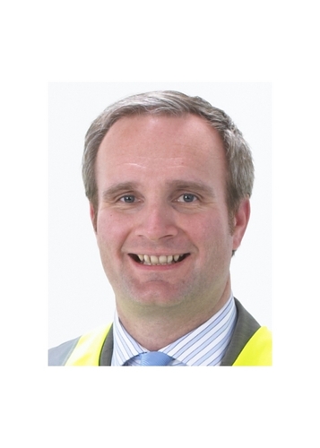 HandsamSimon's profile picture. Health & Safety isn't boring, it's fascinating. I love sharing the incredible stories - some funny,some unbelievable, some really sad - I come across every day.