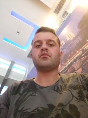 RefikLule5's profile picture. yjj