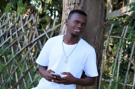 BaloziIvan's profile picture. Mambo mengi vitu vingi muda hautoshi