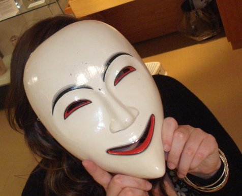 fakegreen's profile picture. Cross-stitching, coffee drinking, cat loving charity gal.