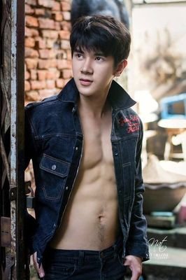 KyawGyi50262685 Profile Picture