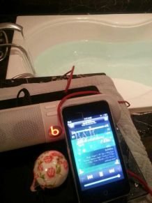 markiitho0's profile picture. や っ ぴ / X O X / F O / K - P O P / 恐 竜 / 怪 獣