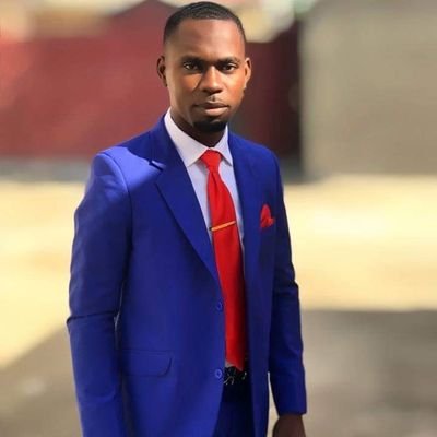 MarcelusJeanfr2's profile picture. Collection jean François Marcelus 
couture de haut calibre  
confection sur mesure 
homme ,femme, enfants 
tel:+50931317375 
Facebook :
Instagram