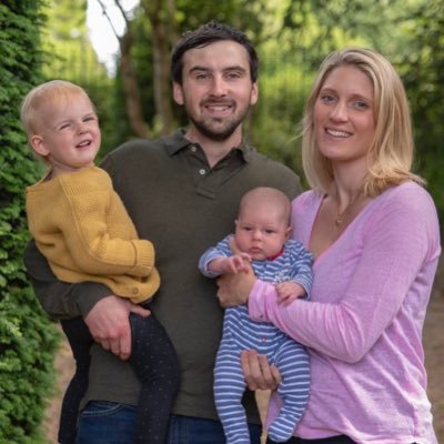 Husband to Jodie. Dad to Alycia & Micky. Full time electrician, part time cricketer. Essex Eagles Fan. Spurs Fan.