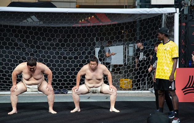 la83nSAWbFROWPZ's profile picture. 足球
篮球