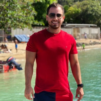 andrescur's profile picture. 