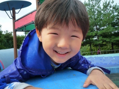 luvofy's profile picture. 