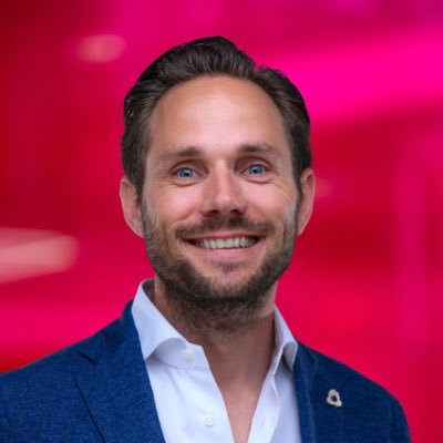 Founder | CEO at Adwise - Your Digital Brain. 🙋♂️ Here to propel businesses forward 📈. Got a challenge? 030-2080290 | hello@adwise.nl