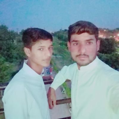 لوگوں کا سہارا تو فقط اک دیکھاوا ہے
حقیقت میں میرا خدا مجھے گرنے نہیں دیتا
جانباز ایم عامر ٹیم سرعام جتوئی
(I M Enterprenour )