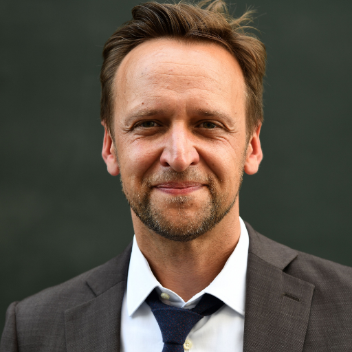Managing Director of the @ercisorg Competence Center for Crisis Management @WWU_Muenster